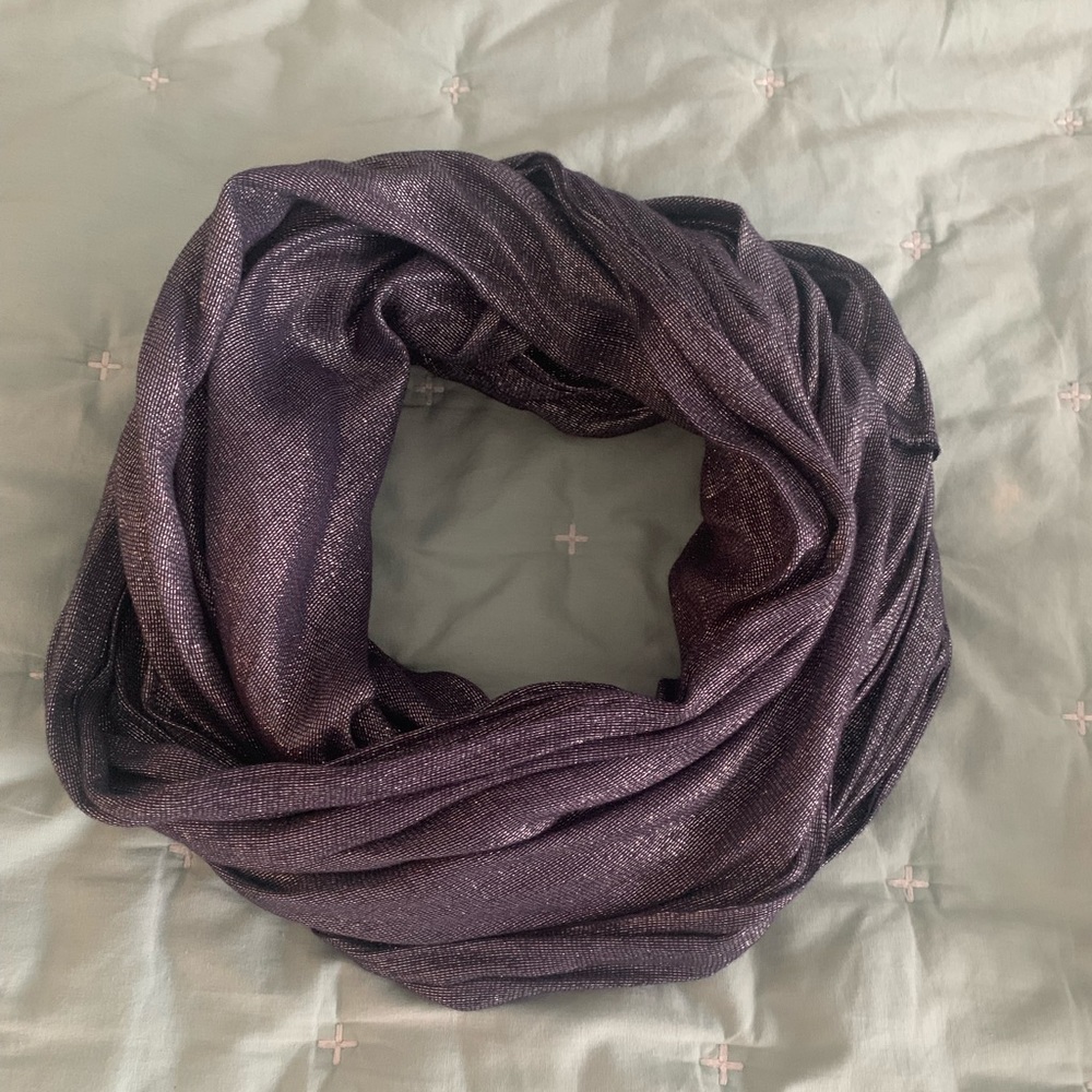 TWO Express infinity scarves